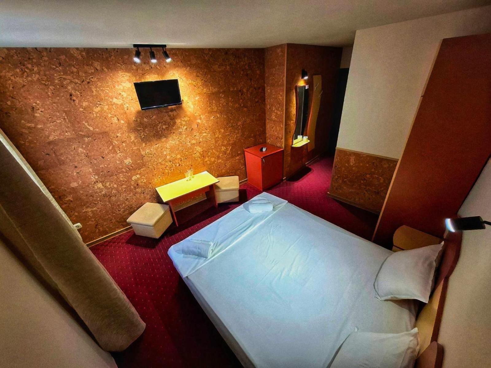 Korona Hotel ブラゴエヴグラト エクステリア 写真